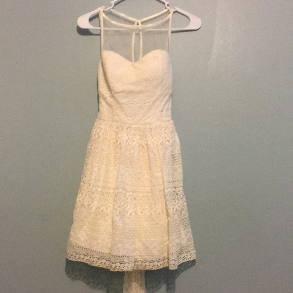 A very cute whit dress